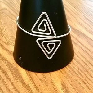 Unique Upper Arm fashion bracelet